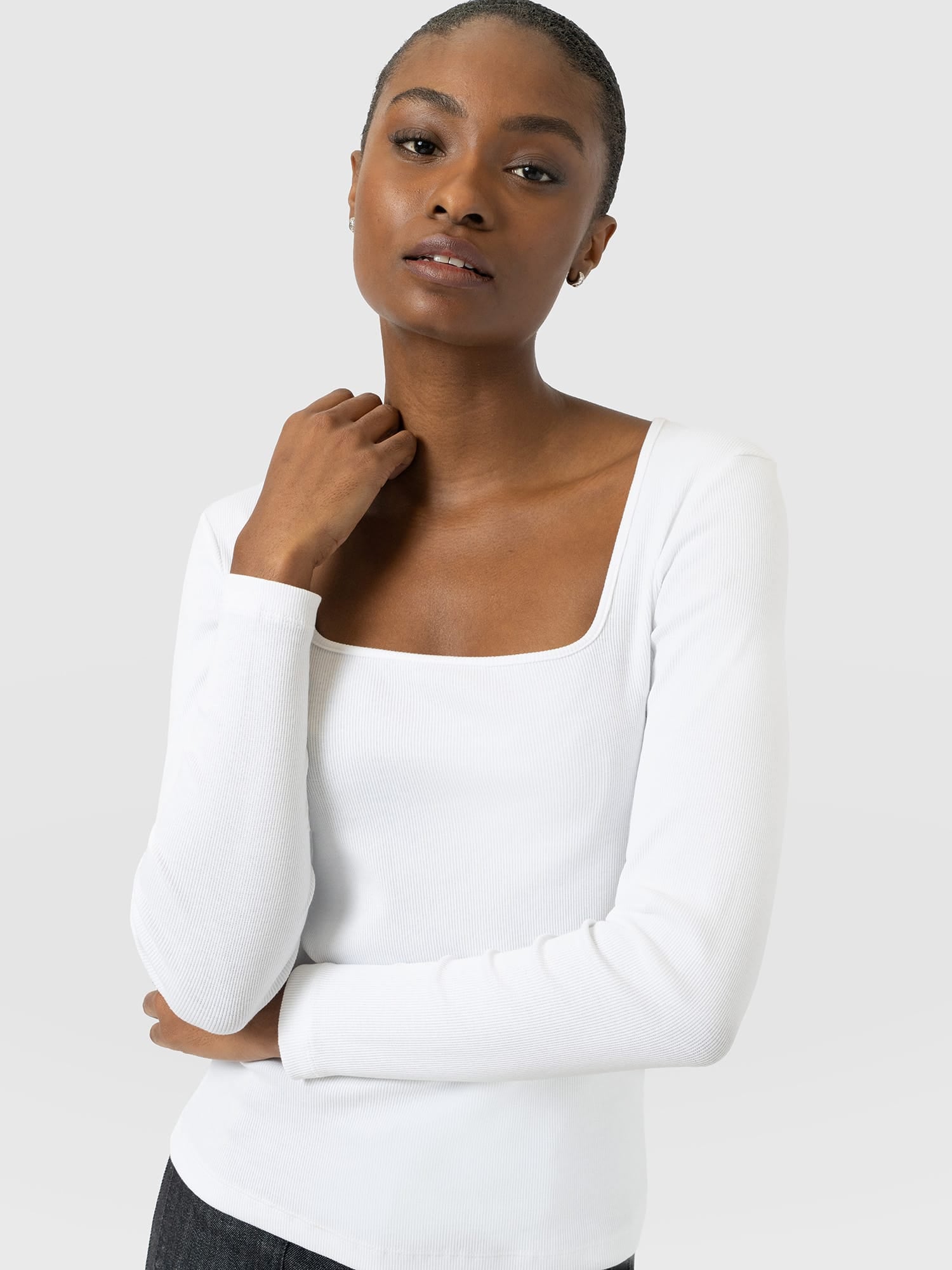 Sloane Ribbed Top - White - Women's T-shirts | Saint and Sofia® EU