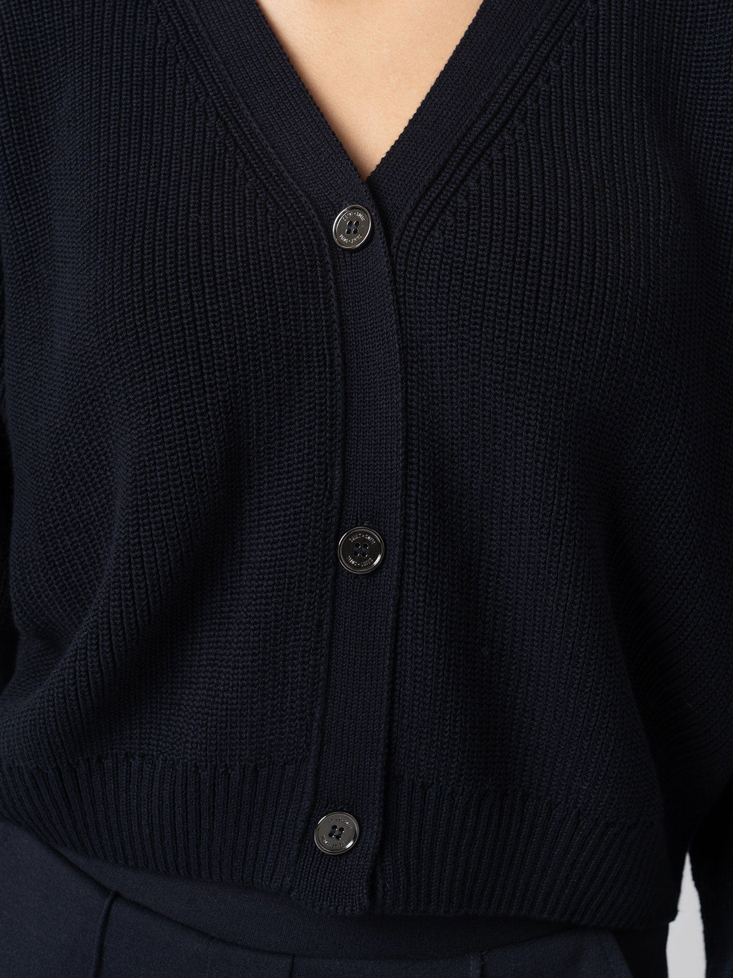 Soho Crop Cardigan Navy - Women's Cardigans | Saint + Sofia® EU