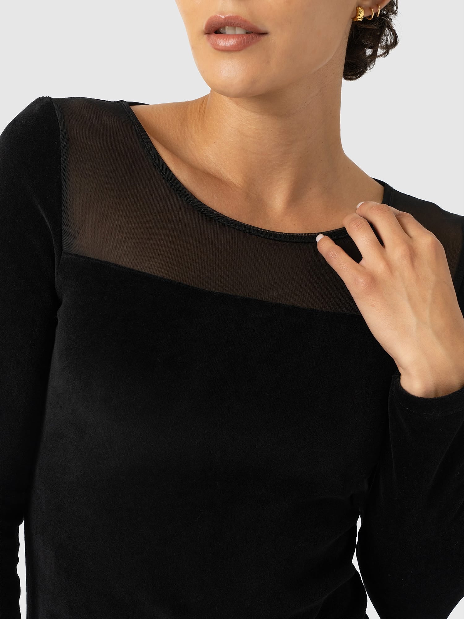 Storm Mesh Long Sleeve Dress - Black Velvet - Women's Dresses | Saint and Sofia® EU