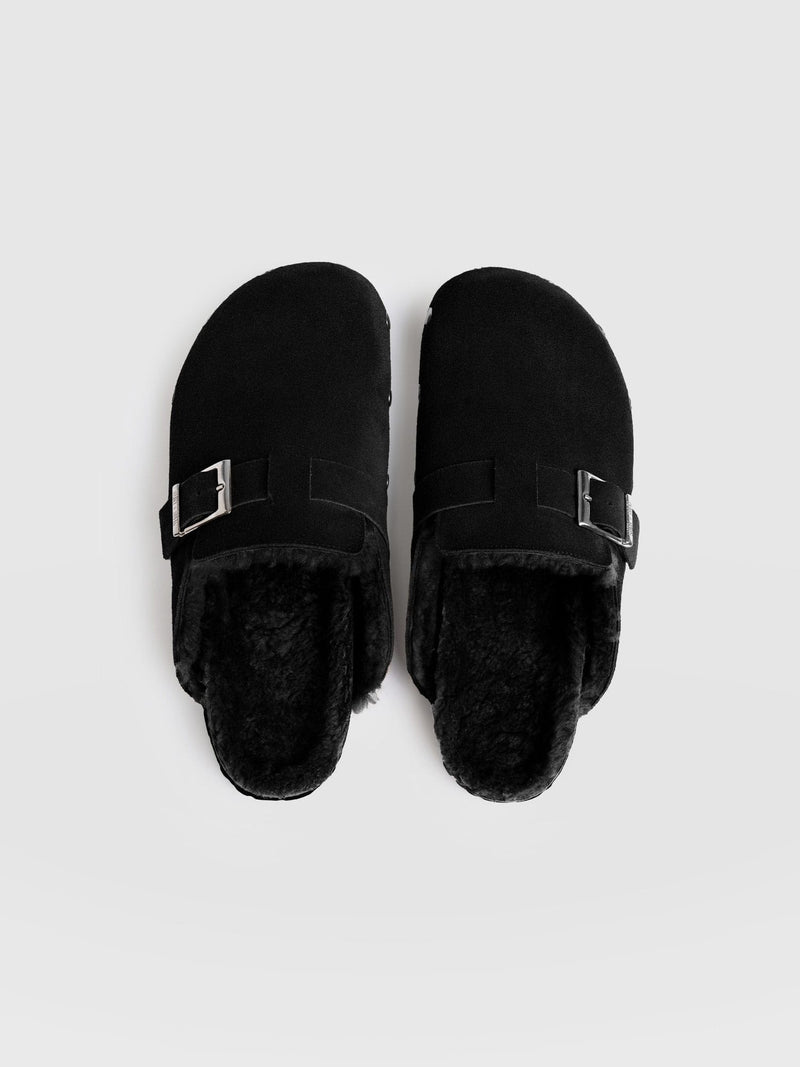 Studded Clogs Black Shearling - Women's Shoes | Saint + Sofia® EU