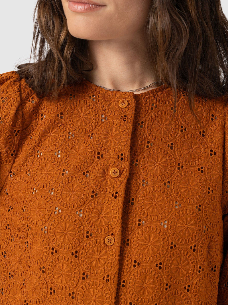 Tabitha Blouse Tan - Women's Blouses | Saint + Sofia® EU