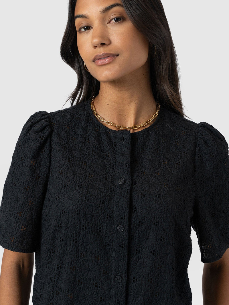 Tabitha Short Sleeve Blouse - Black - Women's Blouses | Saint + Sofia® EU