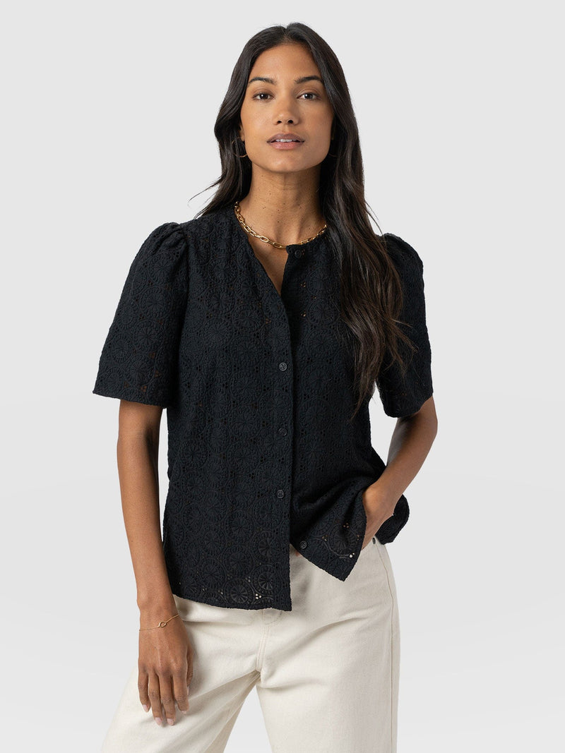 Tabitha Short Sleeve Blouse - Black - Women's Blouses | Saint + Sofia® EU