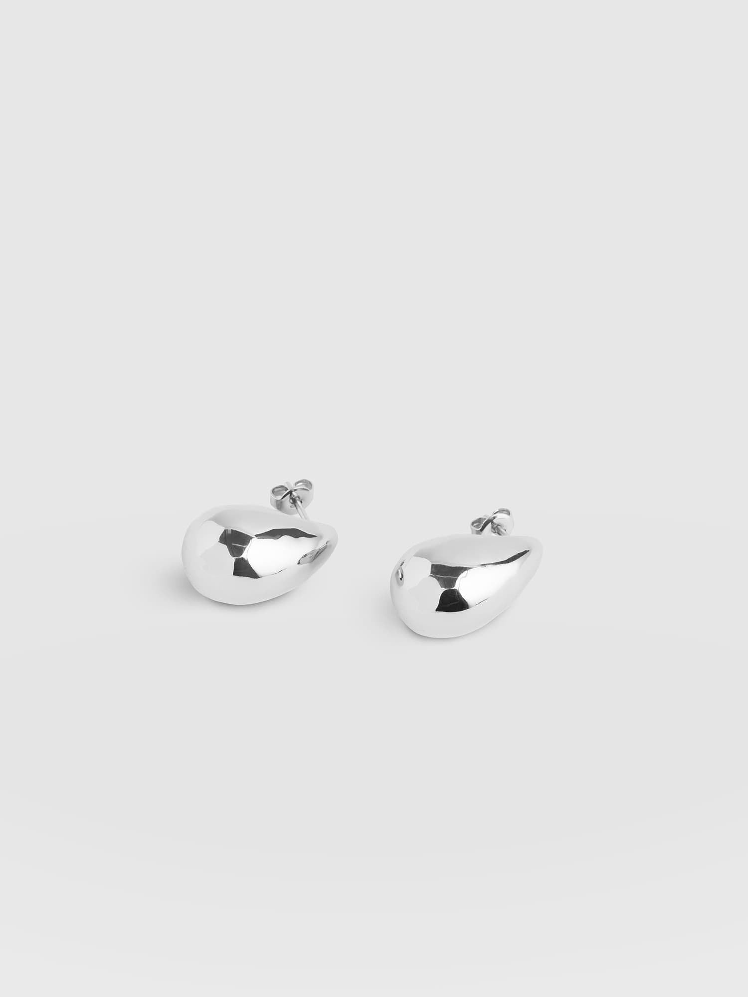 Teardrop Hammered Earrings - Silver - Women's Jewellers | Saint and Sofia® EU