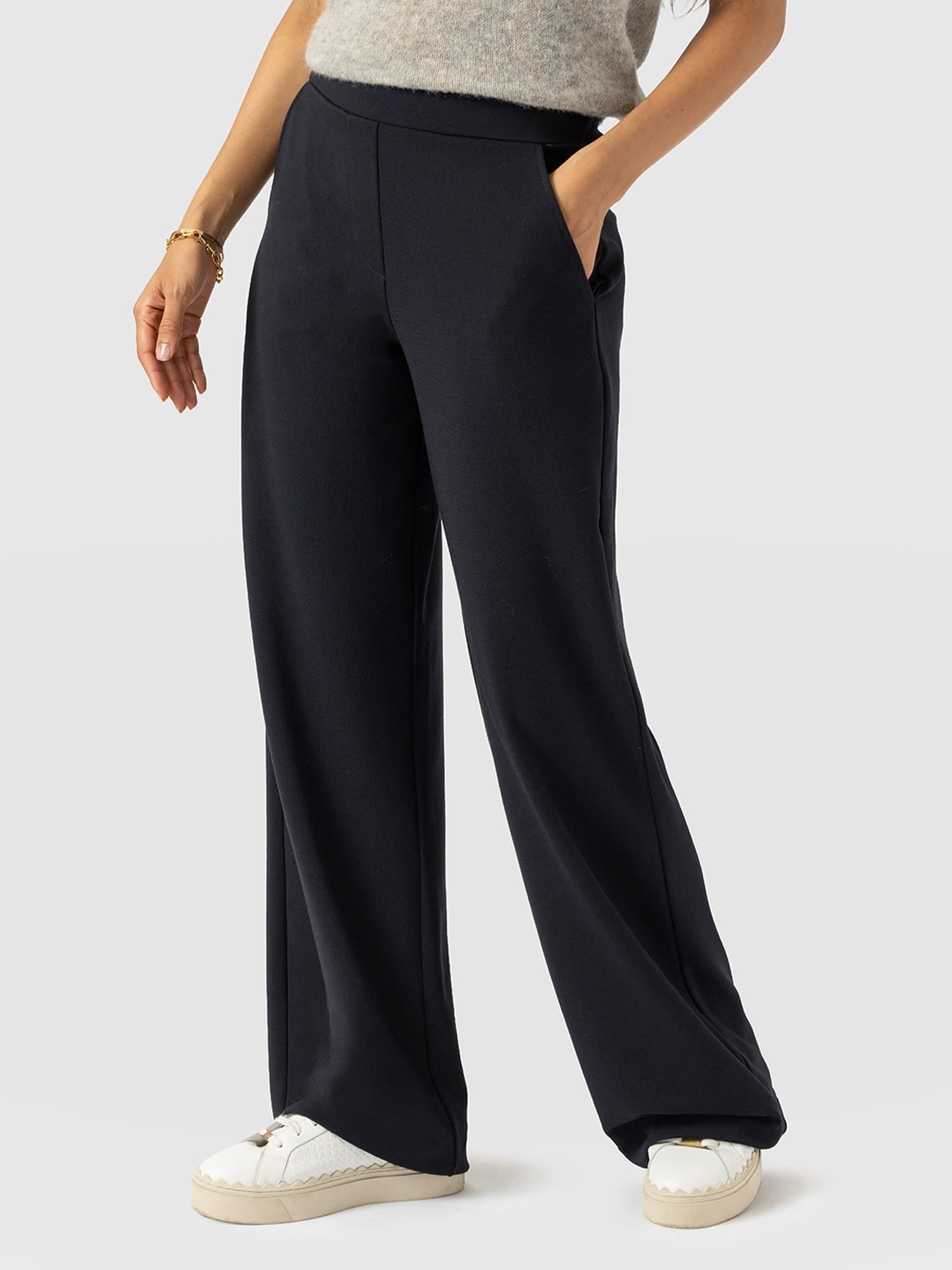 Victory Straight Leg Pant - Navy - Women's Trousers | Saint + Sofia® EU
