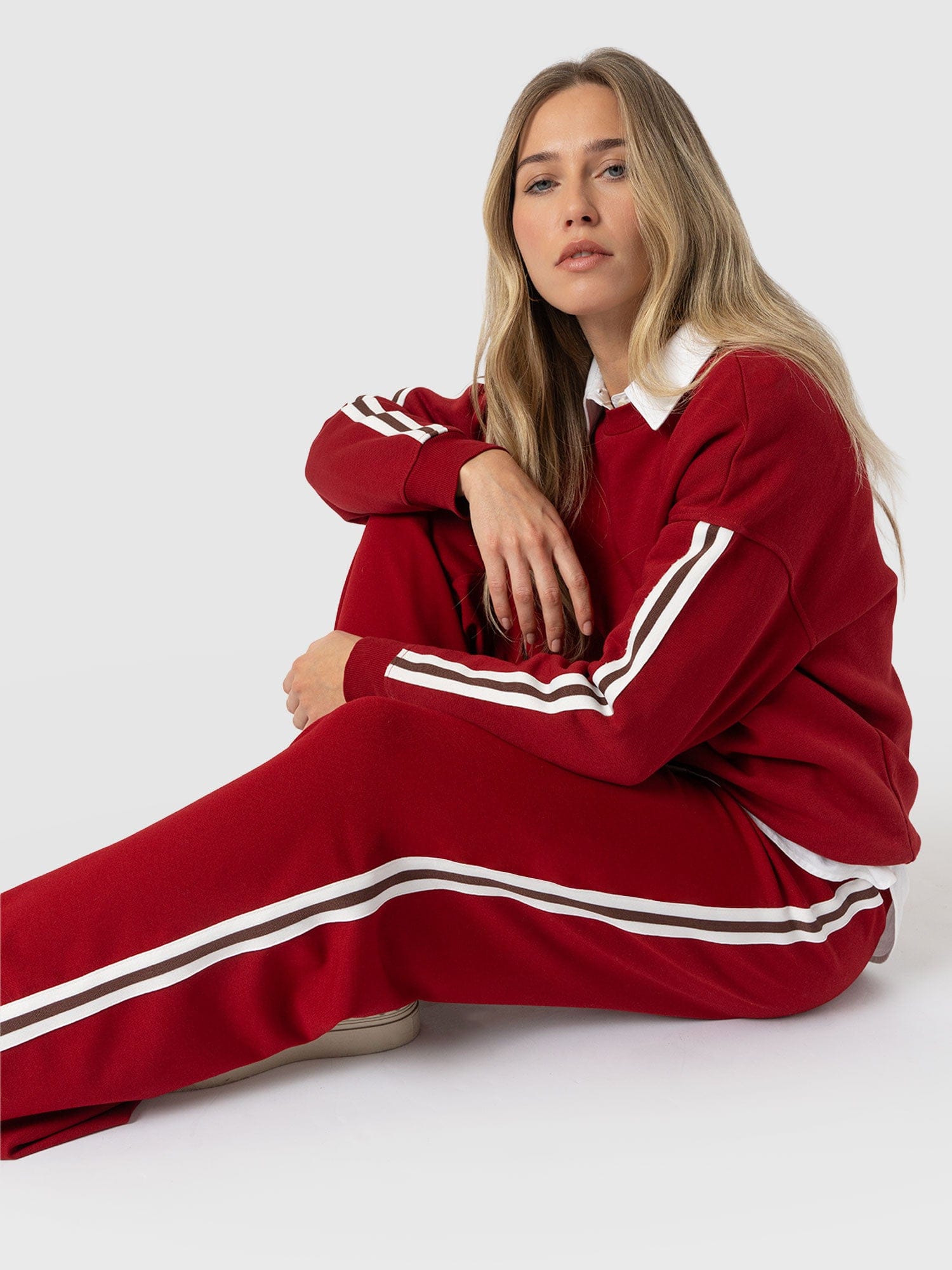 Victory Straight Leg Pant - Red - Brown Stripe - Women's Trousers | Saint + Sofia® EU