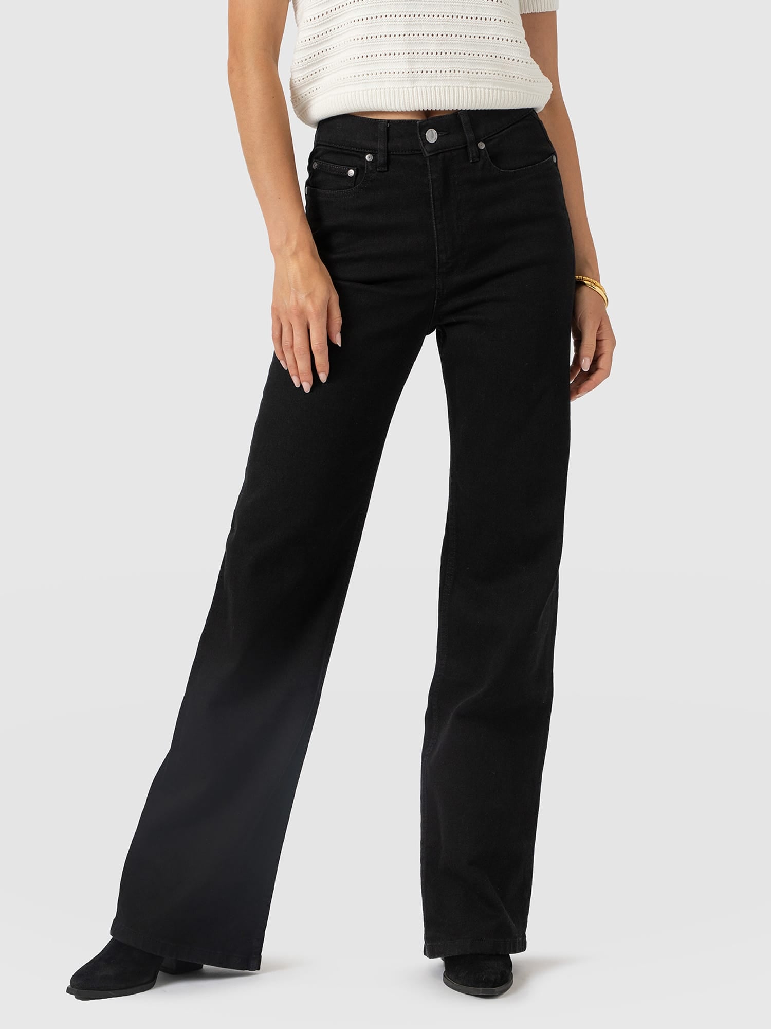 Wide Leg Jean - Black - Women's Denims | Saint and Sofia® EU
