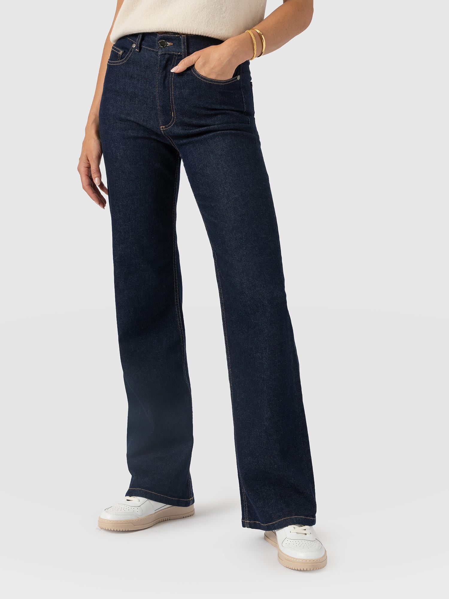 Wide Leg Jean - Indigo Blue - Women's Jeans | Saint and Sofia® EU