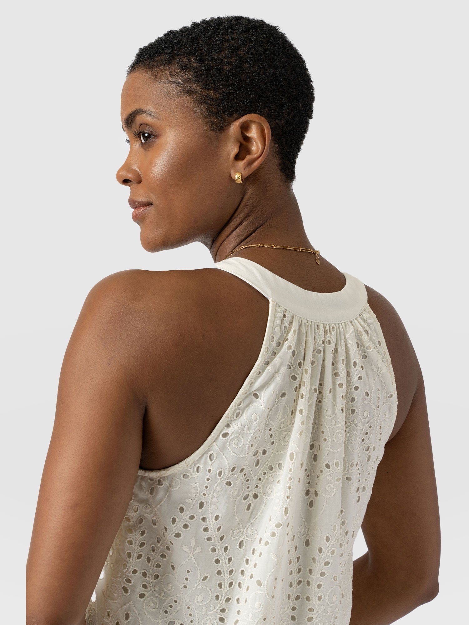 Zoey Halter Neck Dress - White Broderie - Women's Dresses | Saint + Sofia® EU