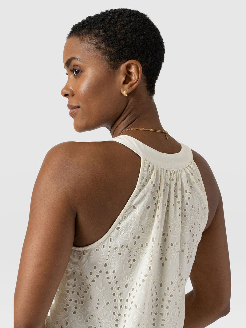 Zoey Halter Neck Dress - White Broderie - Women's Dresses | Saint + Sofia® EU
