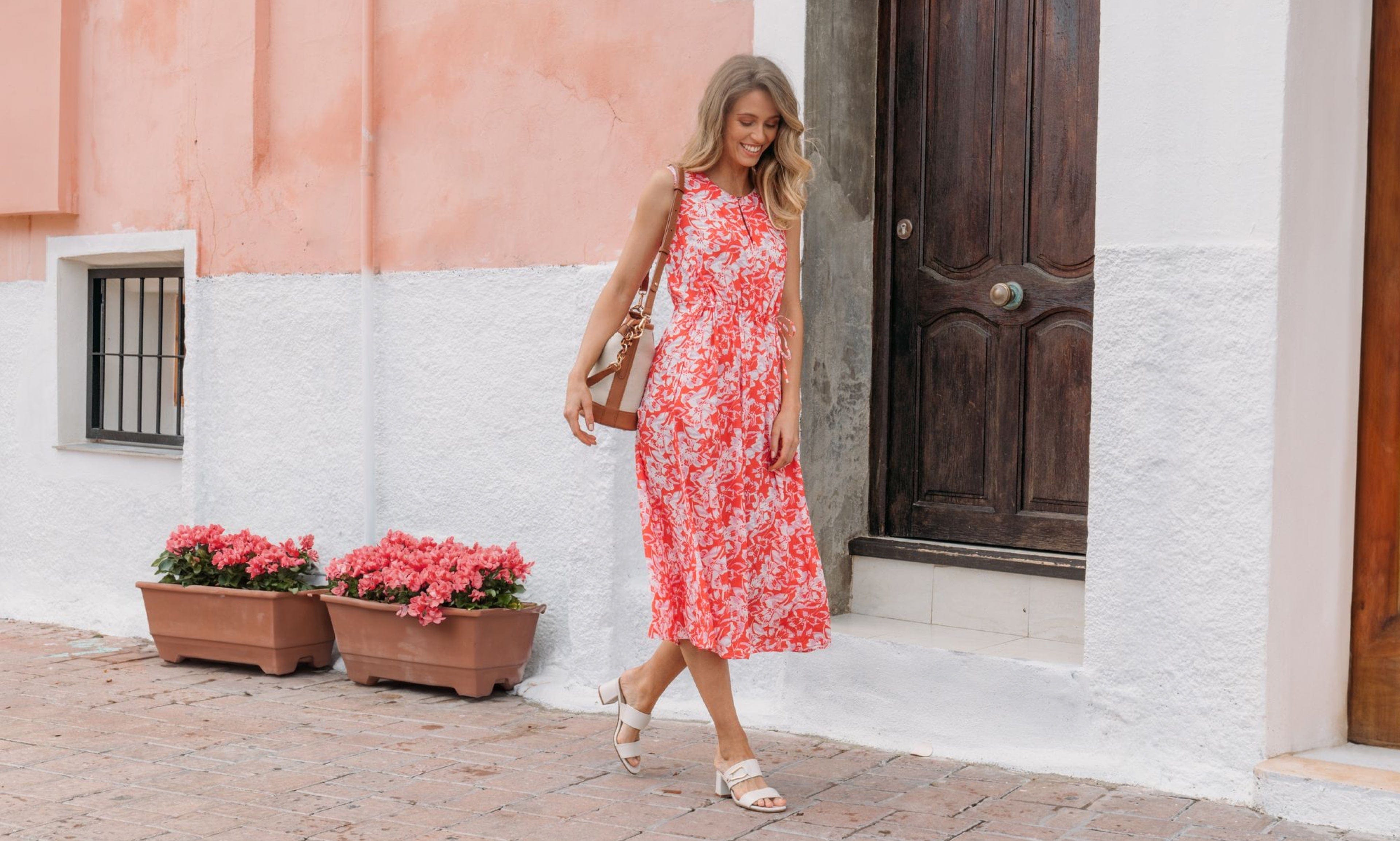 Saint & Sofia - Picturesque