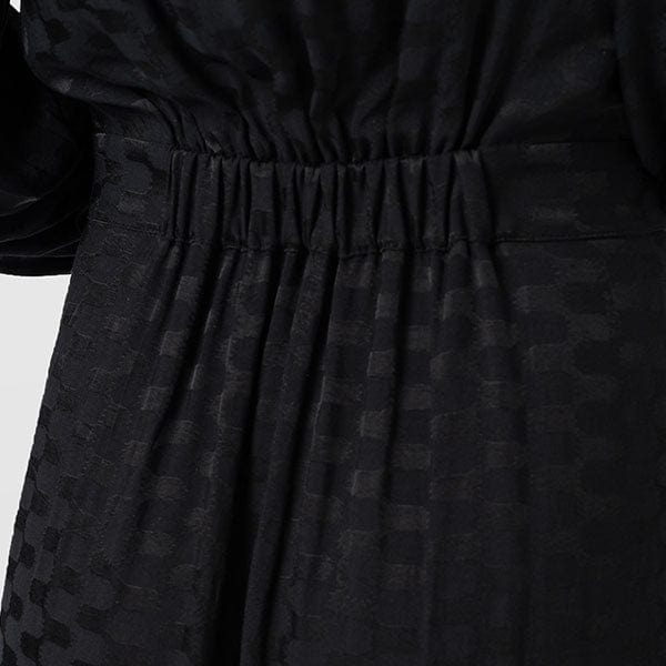 V Neckline