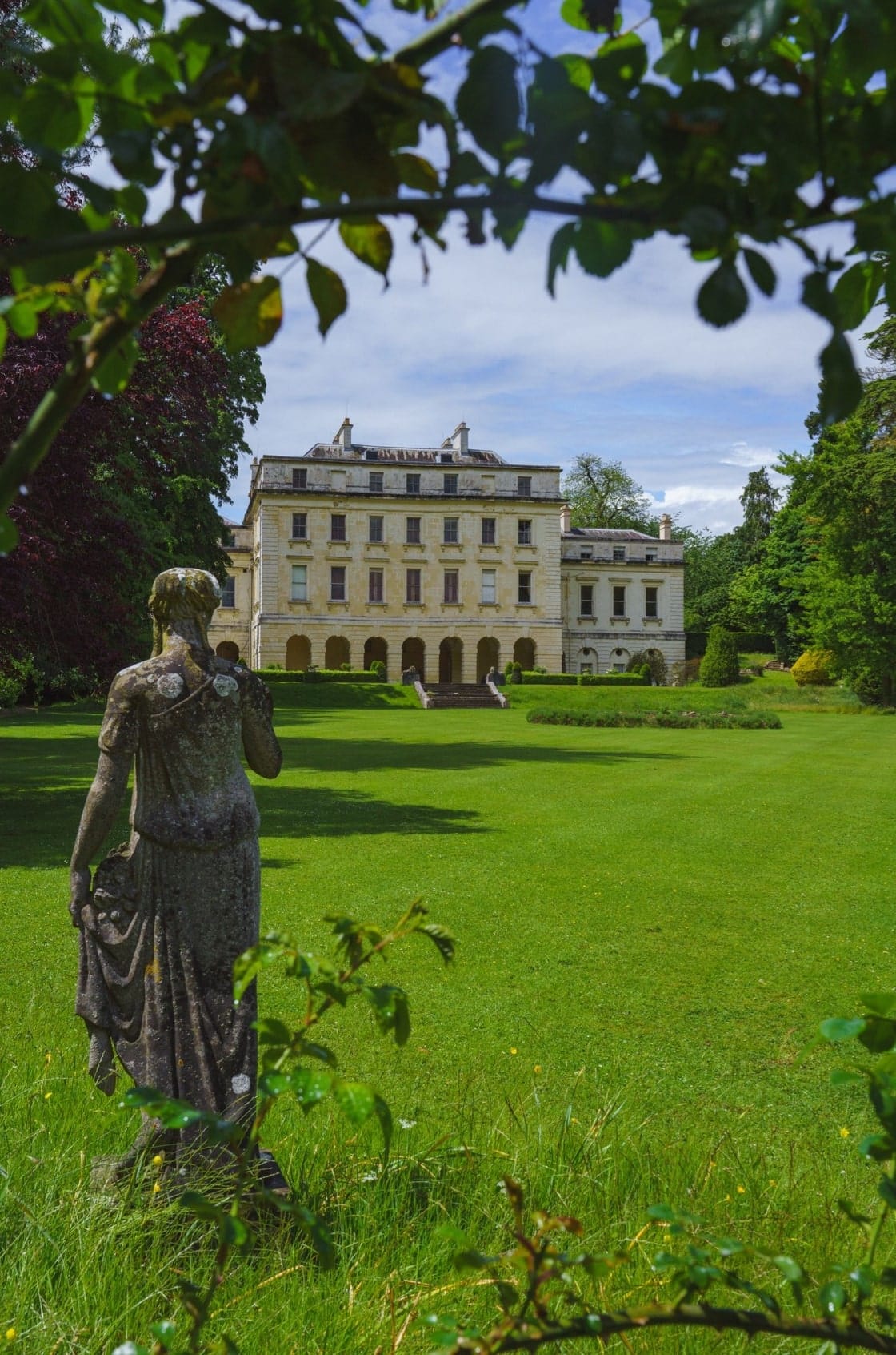 Saint & Sofia - Wonderland