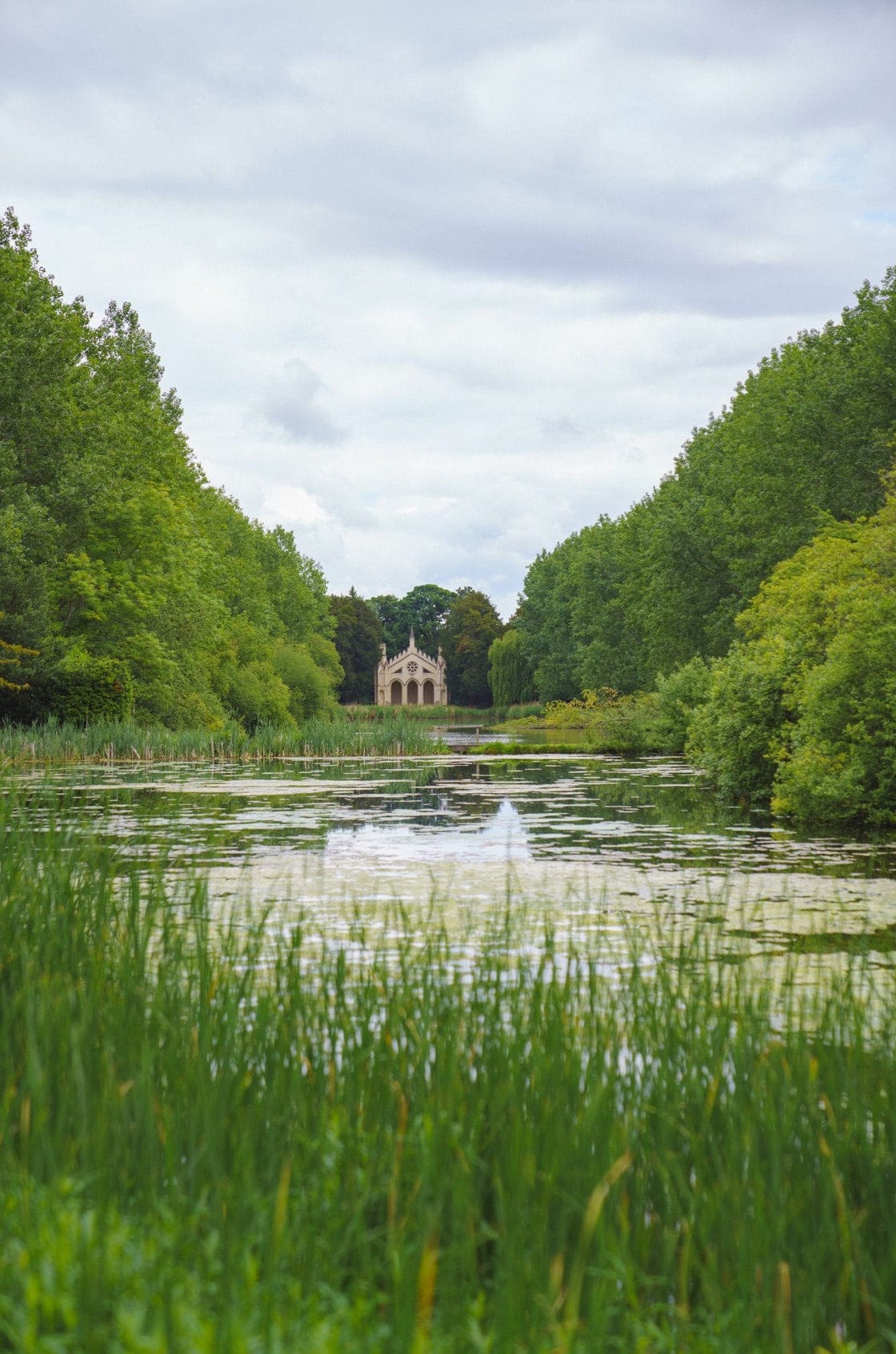 Saint & Sofia - Wonderland