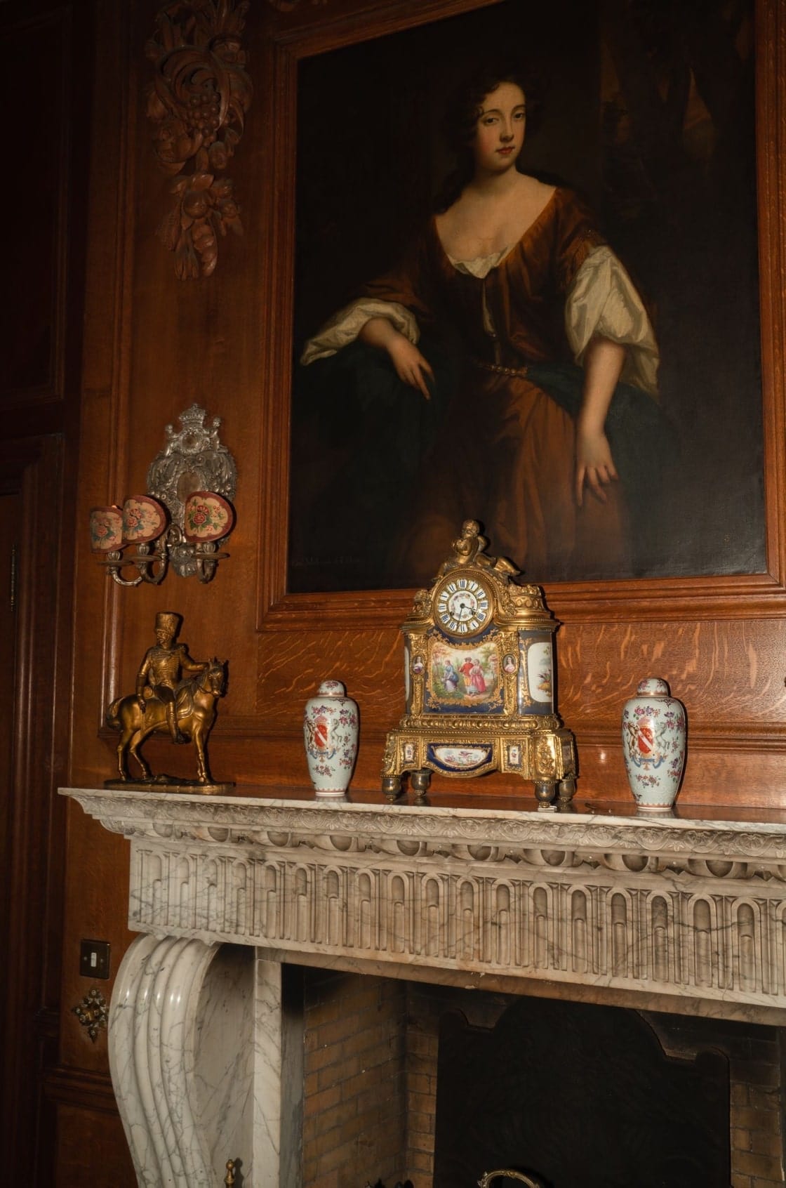 Saint & Sofia - After Hours | A/W 22 Fashion Campaign | Saint + Sofia® EU