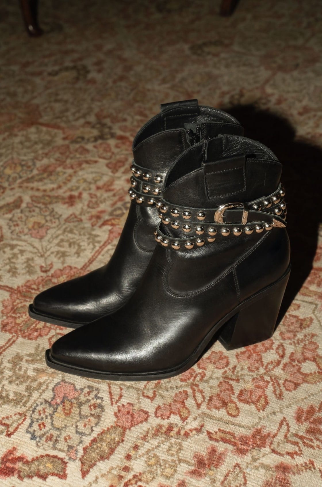 Saint & Sofia - After Hours | A/W 22 Fashion Campaign | Saint + Sofia® EU