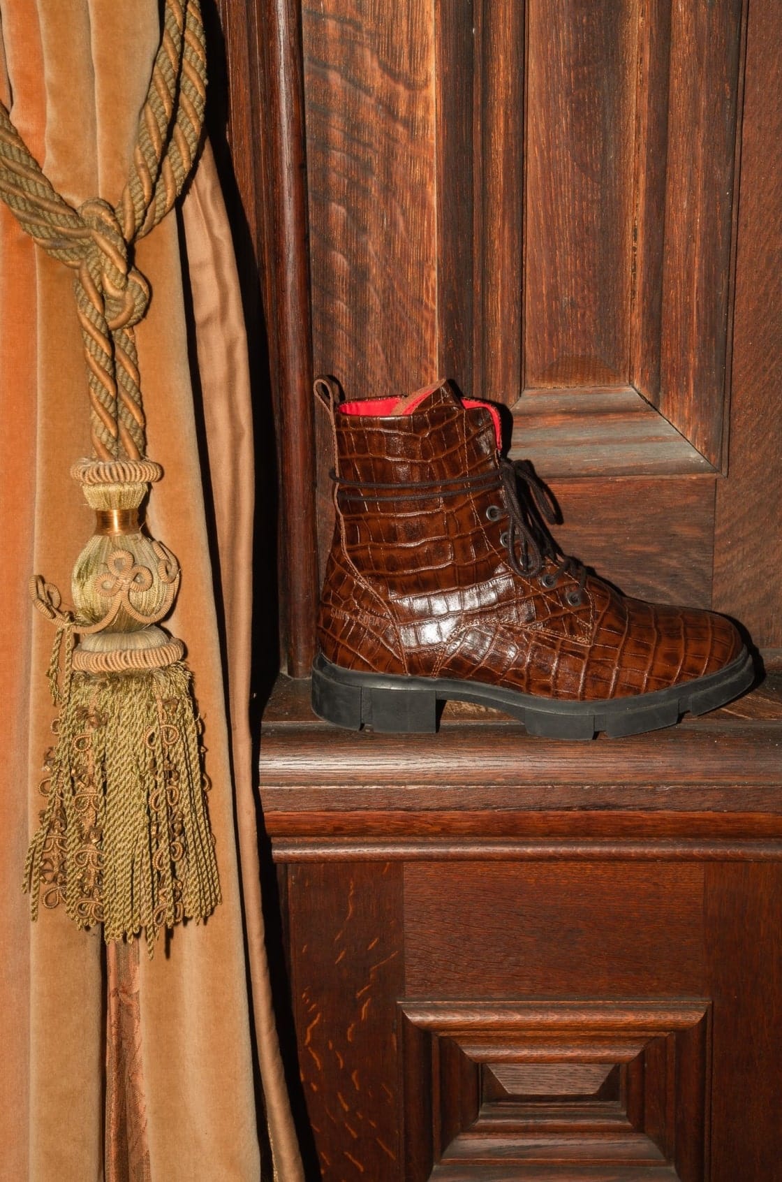 Saint & Sofia - After Hours | A/W 22 Fashion Campaign | Saint + Sofia® EU