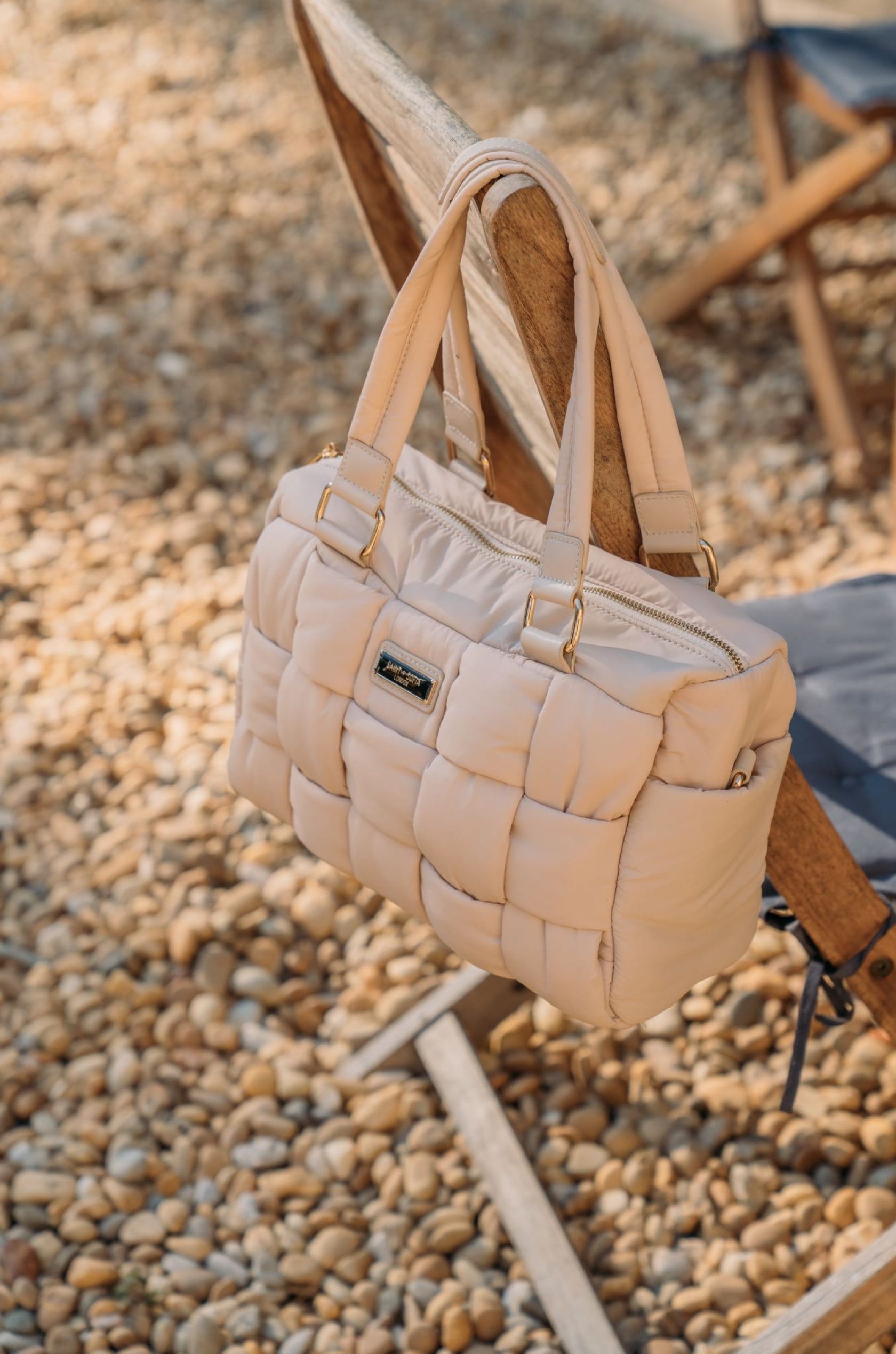 Saint & Sofia - A Good Year