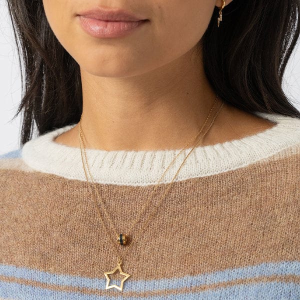 Elegant Boat Neckline