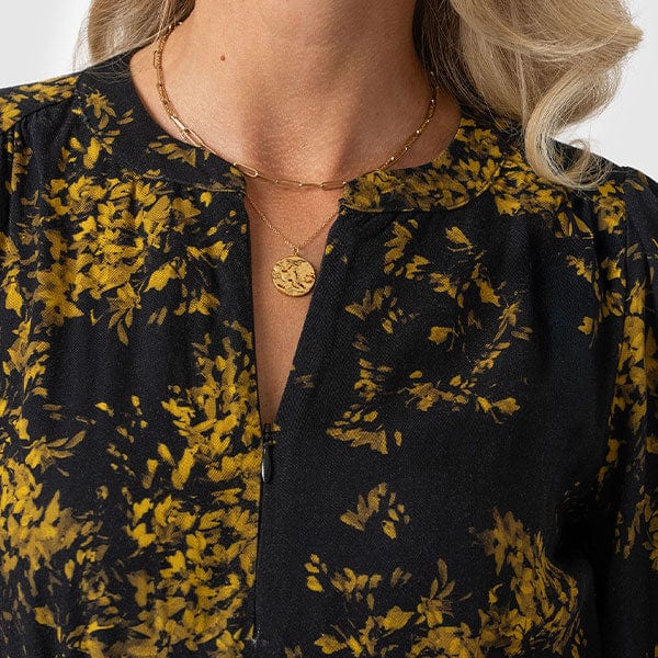Zipped Neckline
