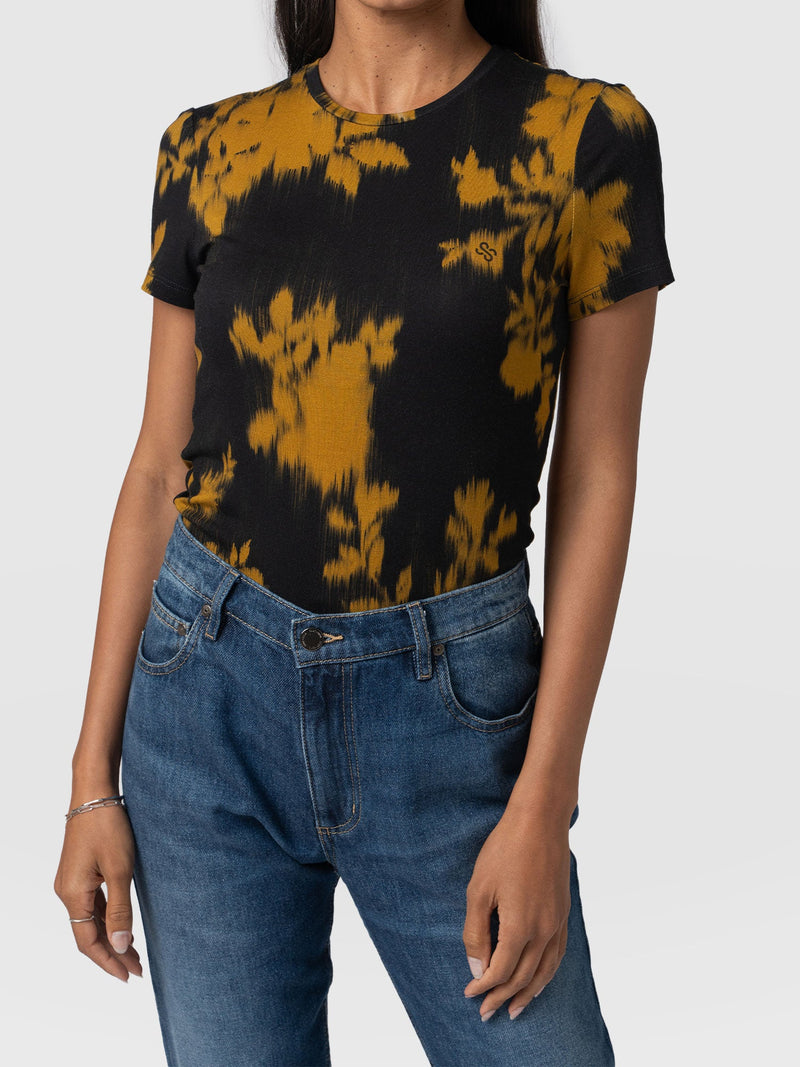 Austen Crew Neck Tee Short Sleeve - Yellow Fade Floral