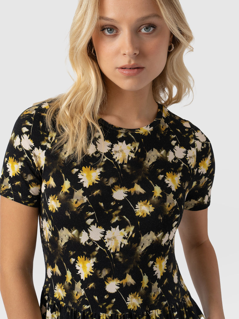 Greenwich Dress Short Sleeve - Black Daisy Floral