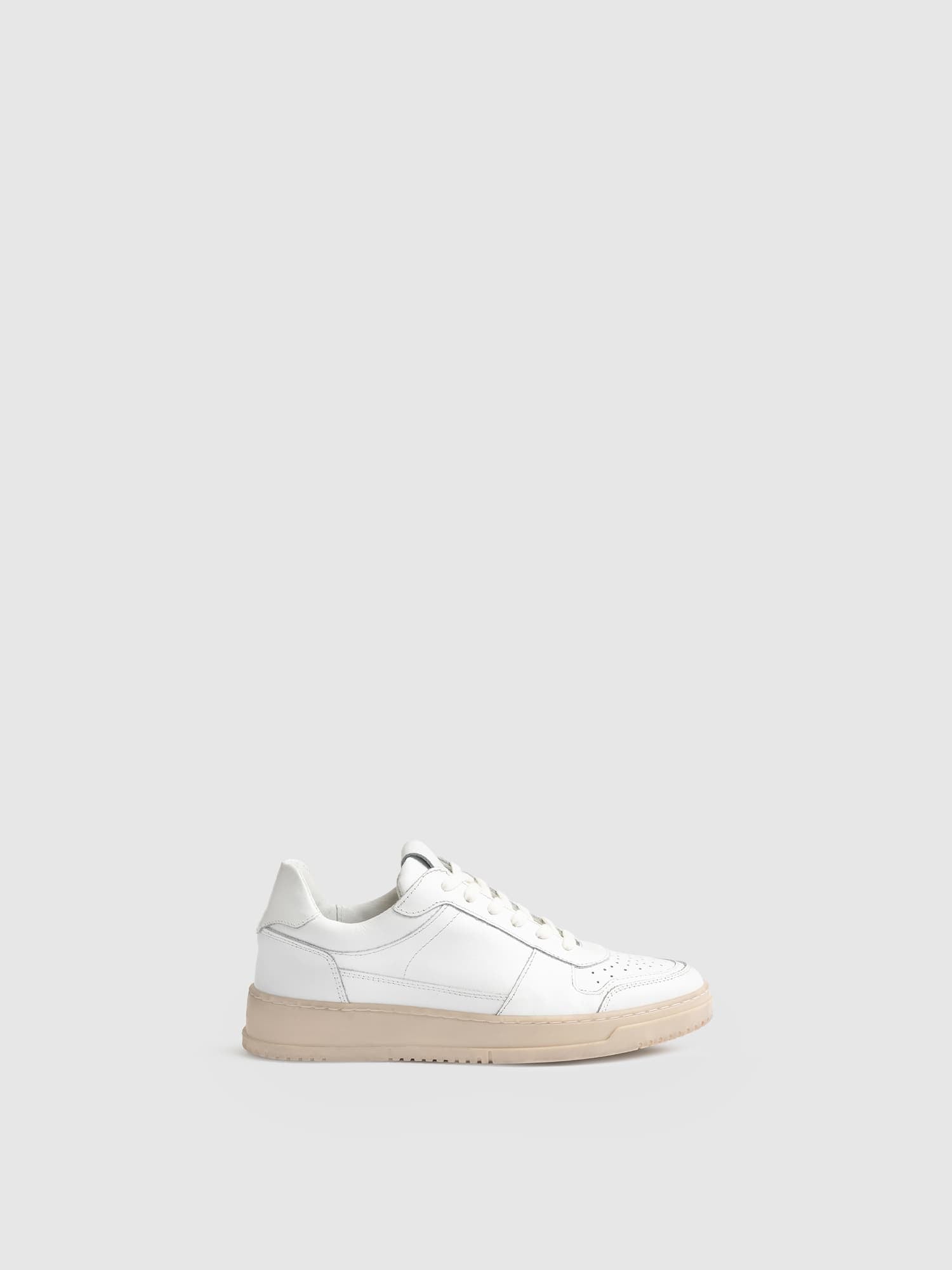 Onyx Trainer - White
