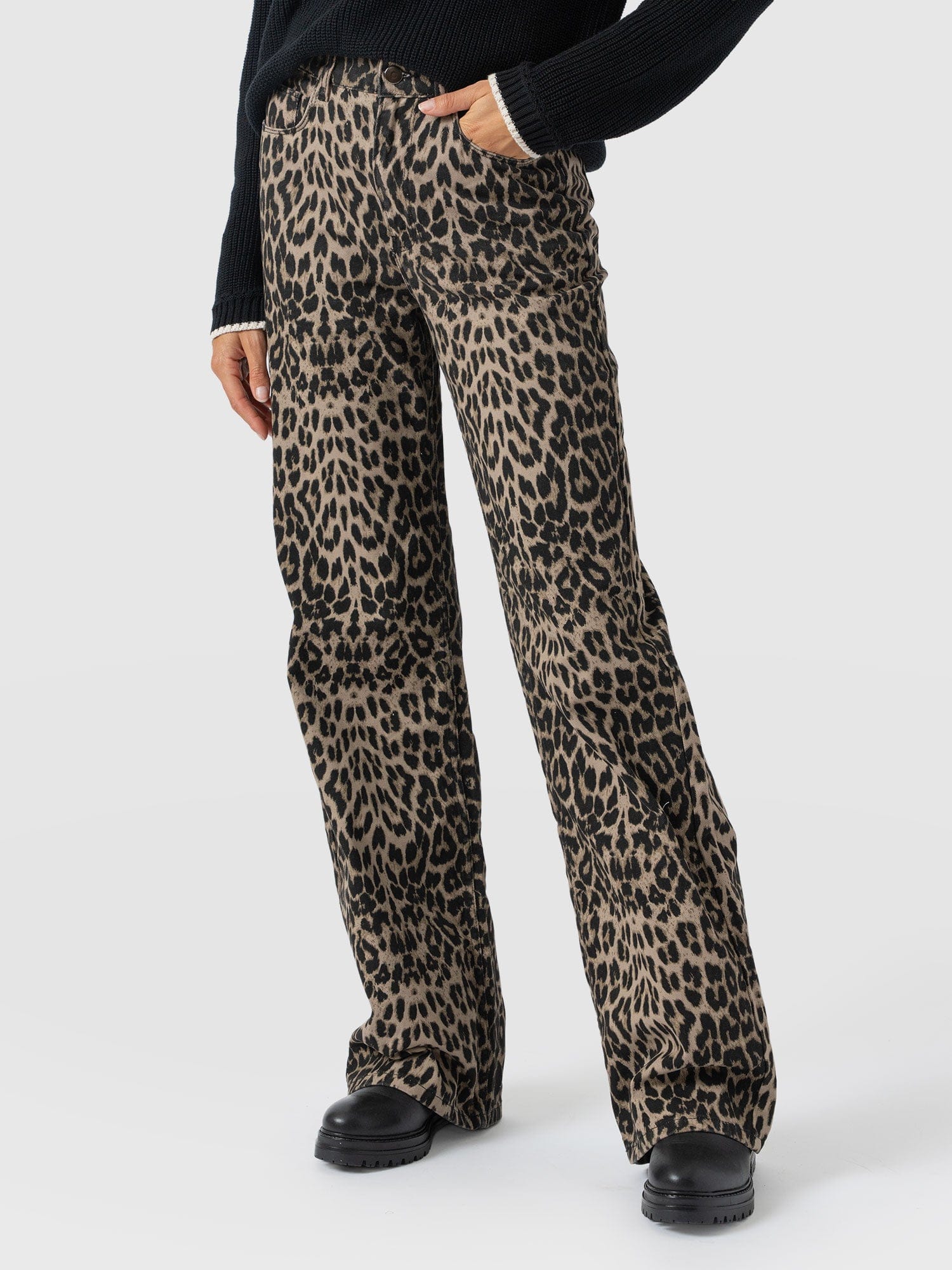 Adjustable Wide Leg Jean - Leopard - Women's Jeans | Saint + Sofia® EU