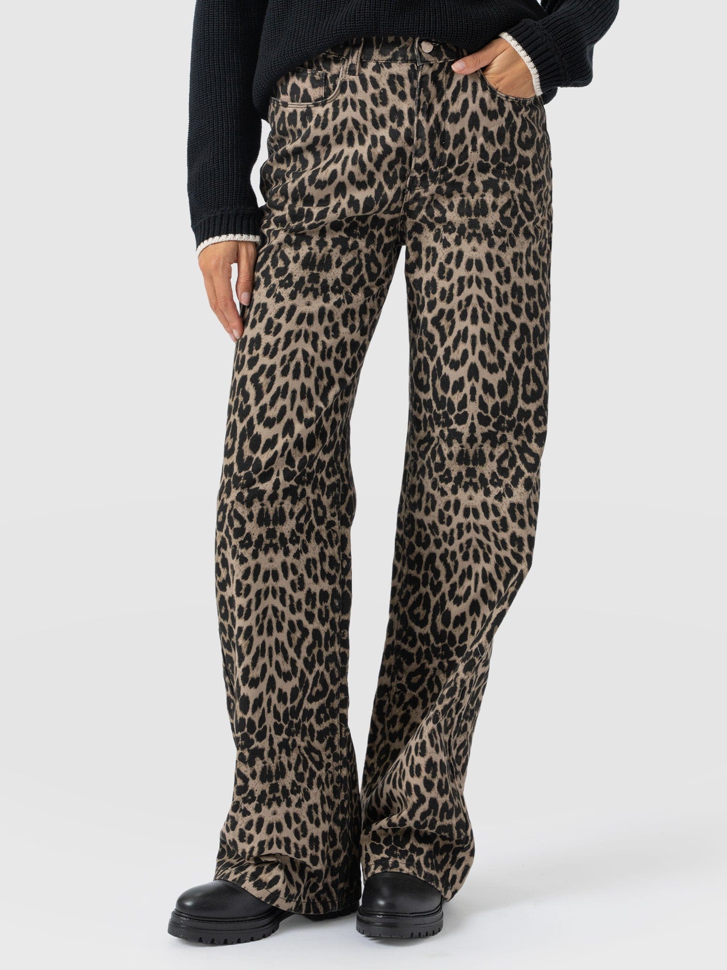 Adjustable Wide Leg Jean - Leopard - Women's Jeans | Saint + Sofia® EU