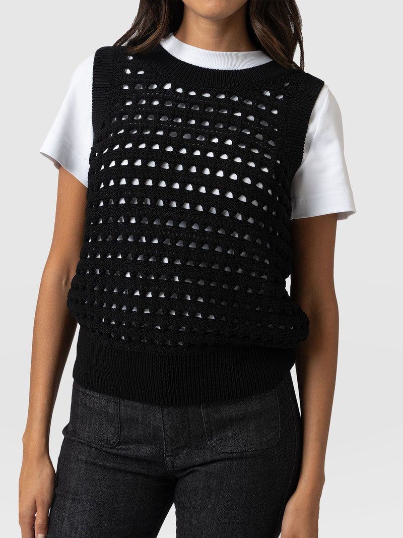 Adler Sleeveless Knit Black - Women's Vests | Saint + Sofia® EU