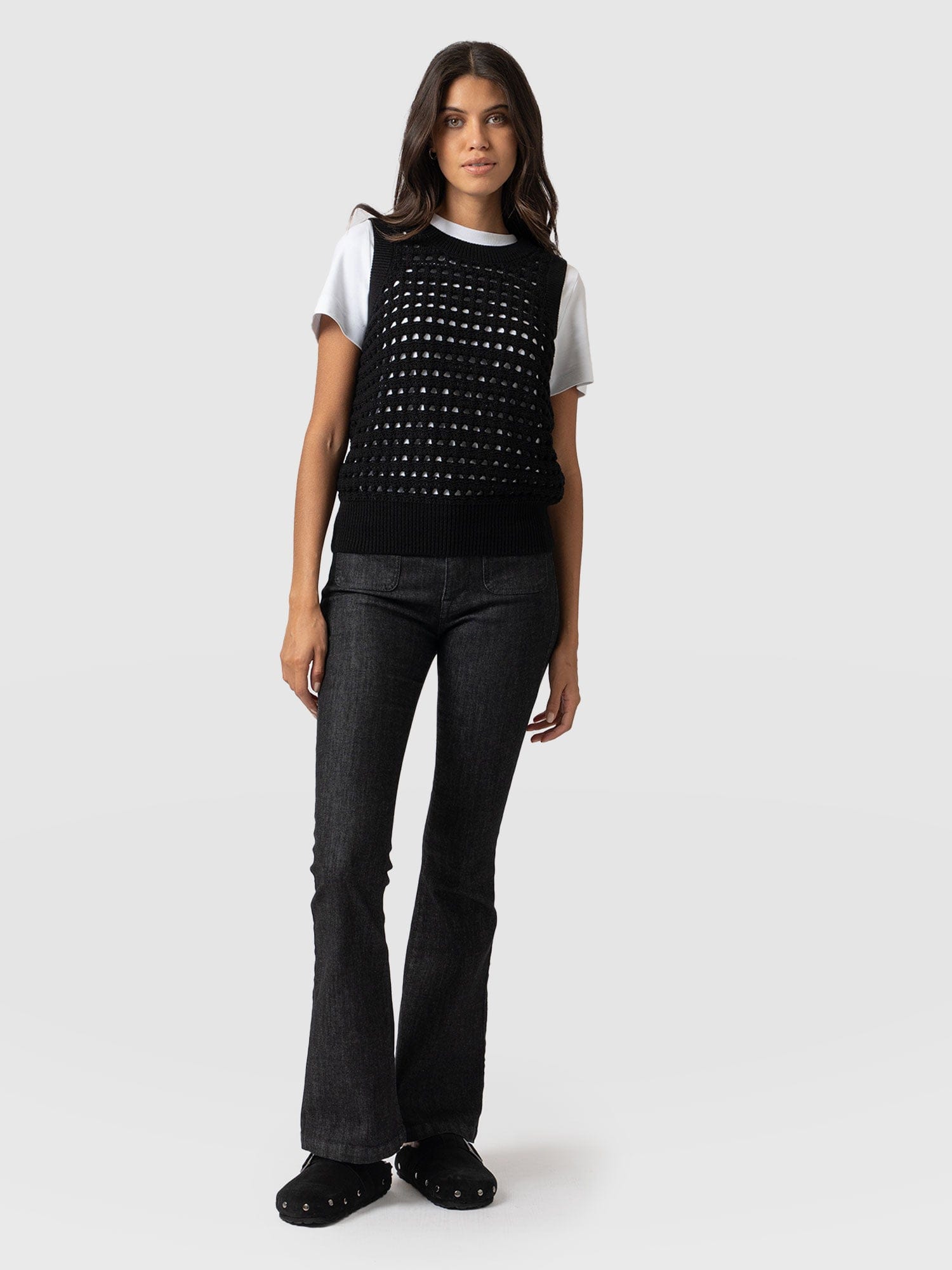 Adler Sleeveless Knit Black - Women's Vests | Saint + Sofia® EU