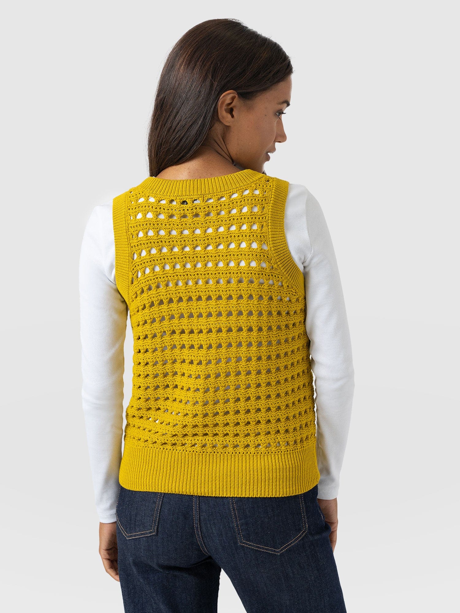 Adler Sleeveless Knit Mustard - Women's Vests | Saint + Sofia® EU