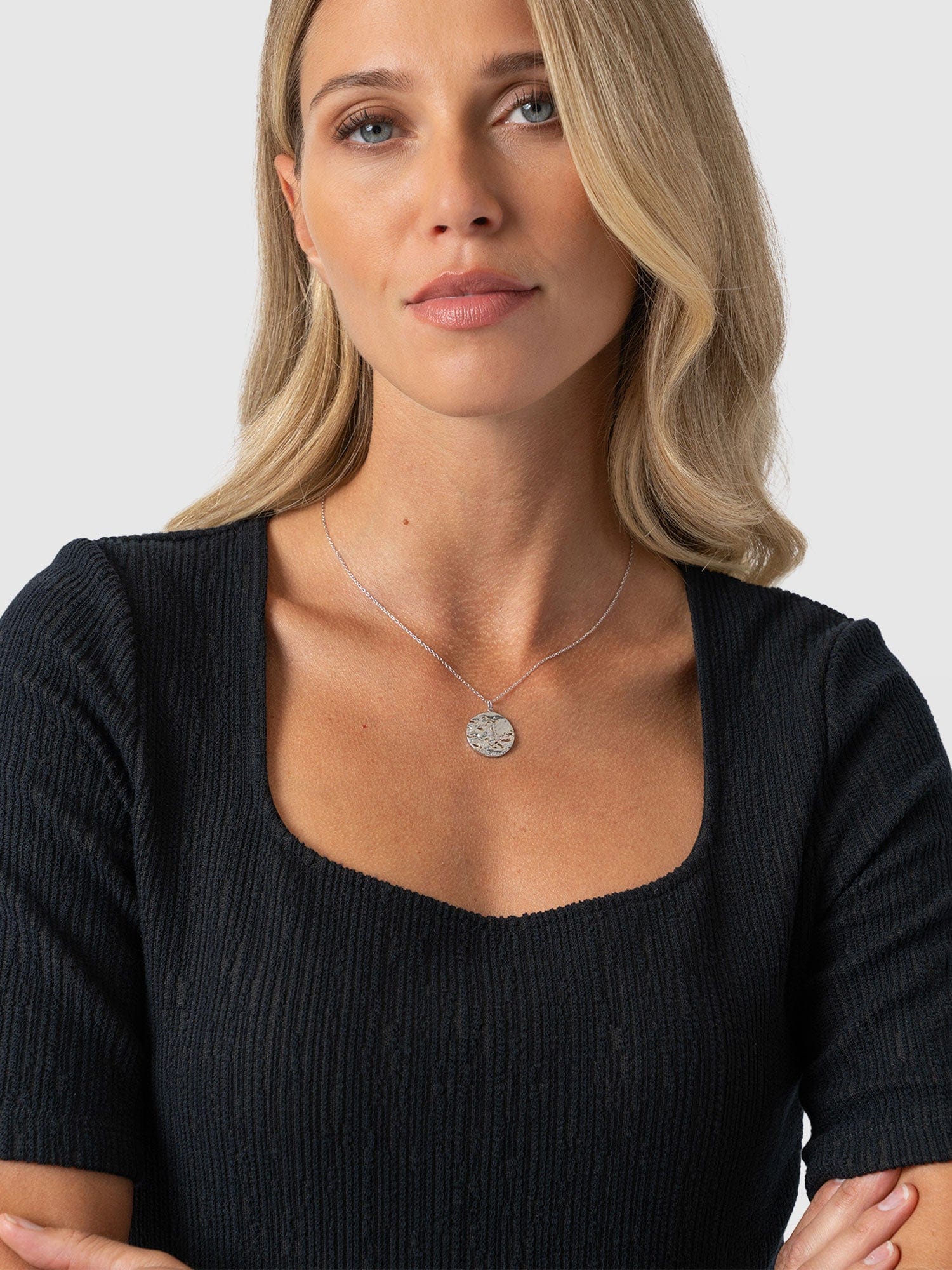 Akia Short Sleeve Dress - Black Textured - Women's Dresss | Saint + Sofia® EU