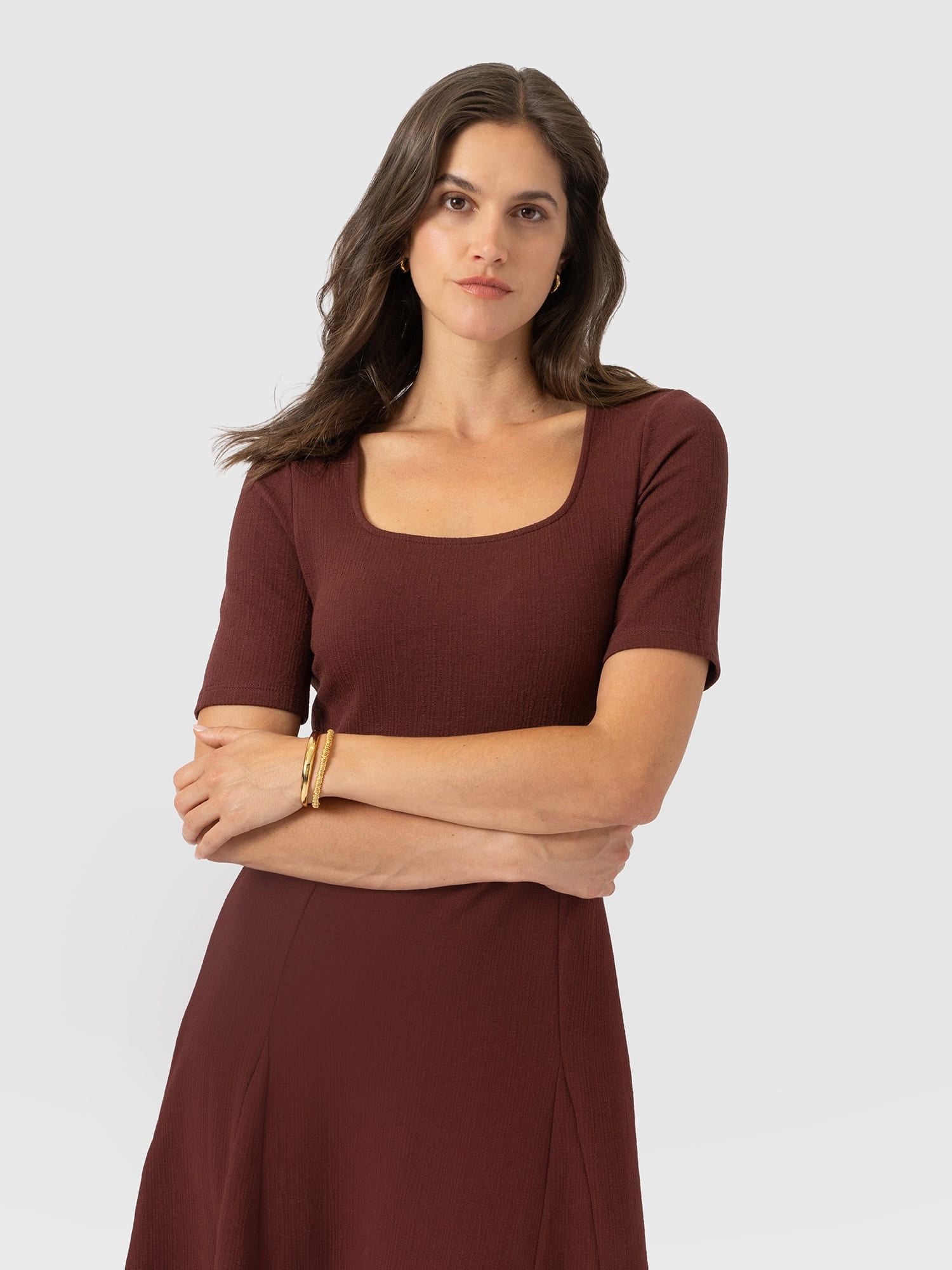 Akia Short Sleeve Dress - Maroon Textured - Women's Dresses | Saint and Sofia® EU