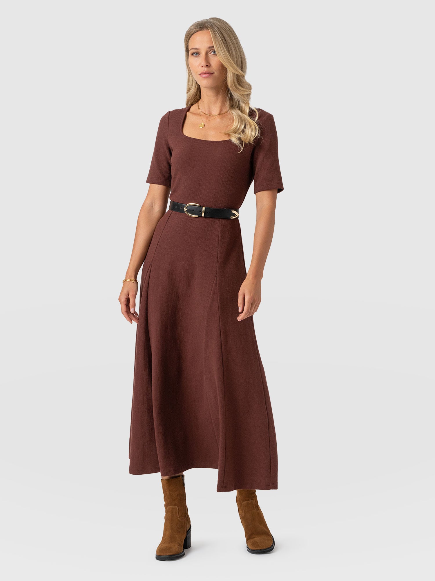 Akia Short Sleeve Dress - Maroon Textured - Women's Dresses | Saint + Sofia® EU