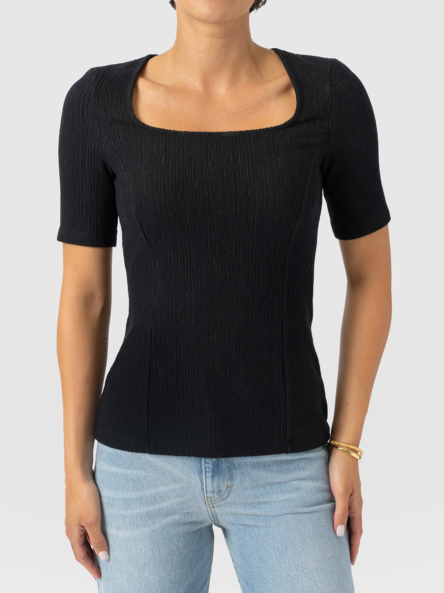 Akia Short Sleeve Tee - Black Textured - Women's T-Shirts | Saint and Sofia® EU