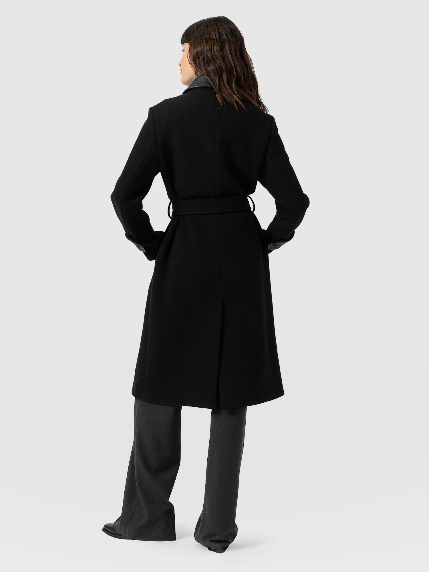 Allegra Coat - Black - Women's Outerwears | Saint + Sofia® EU