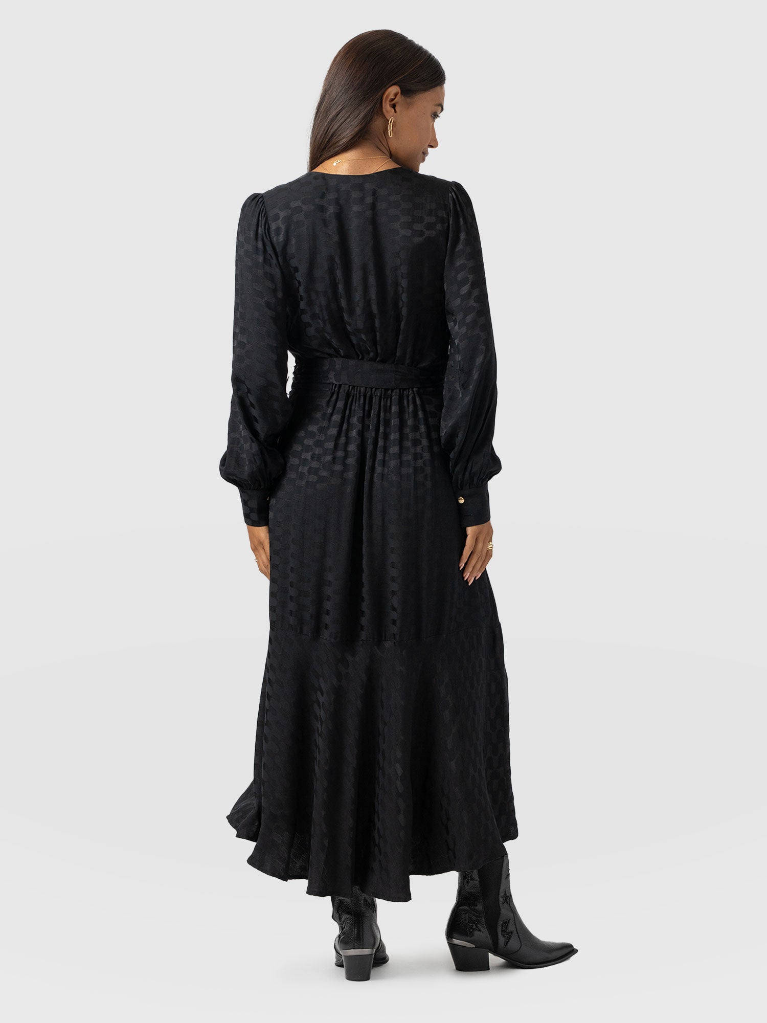 Allegra V Neck Dress - Black Jacquard - Women's Dresses | Saint + Sofia® EU