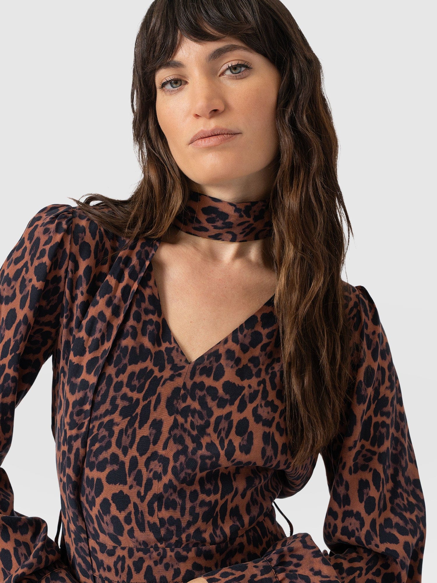 Allegra V Neck Dress - Brown Leopard - Women's Dresses | Saint + Sofia® EU