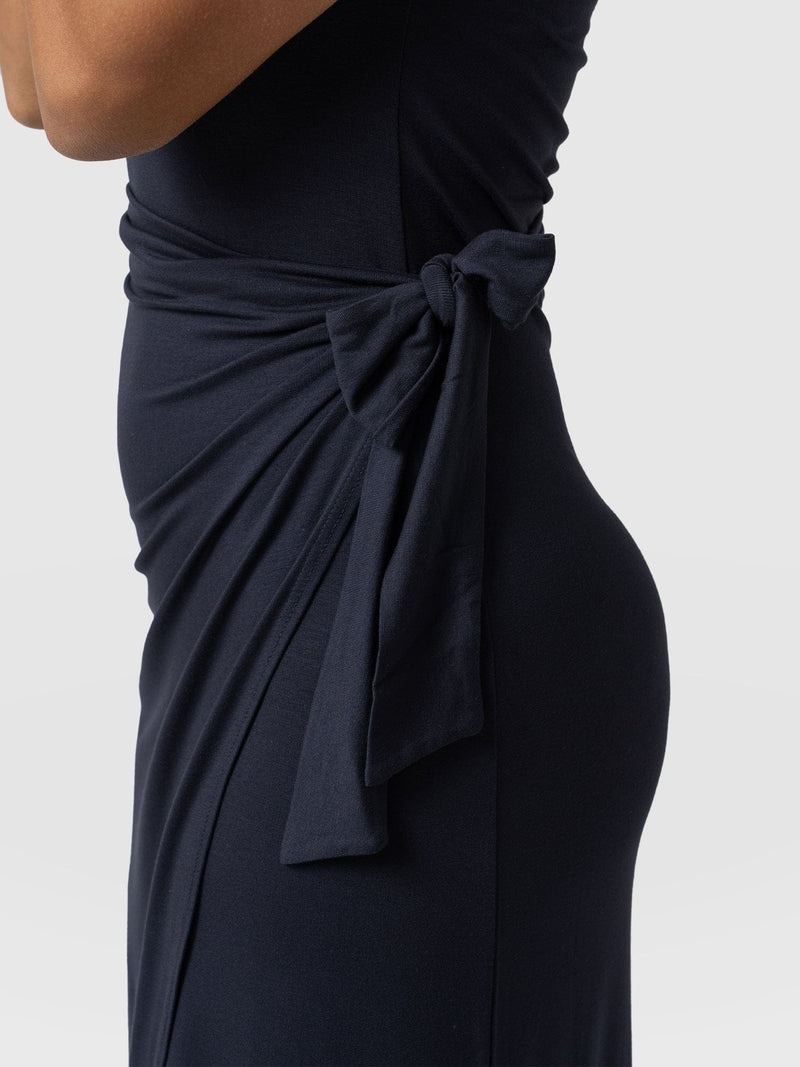 Amelia Short Sleeve Wrap Dress Navy - Women's Dresses | Saint + Sofia® EU