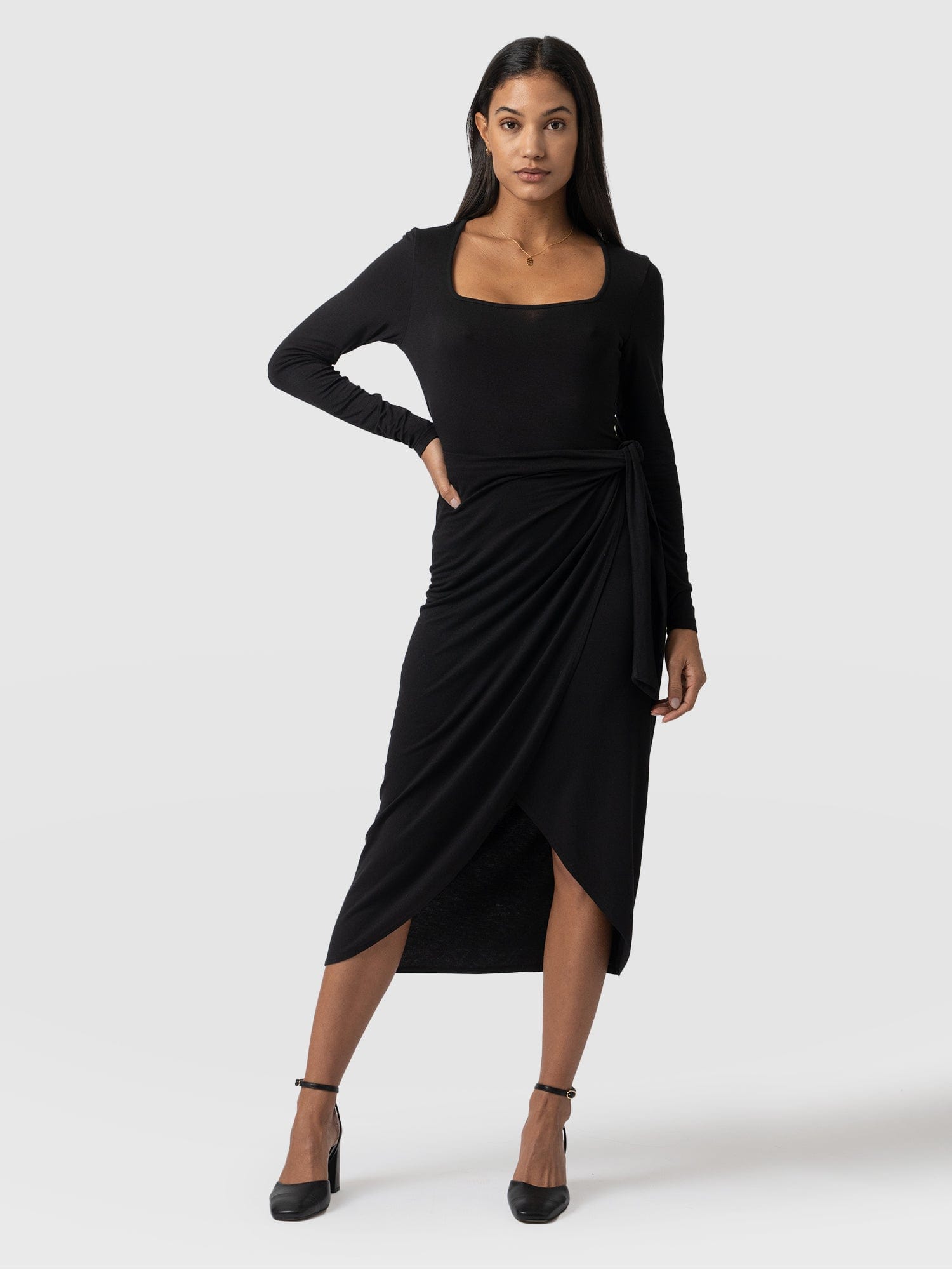 Amelia Wrap Dress Black - Women's Dresses | Saint + Sofia® EU