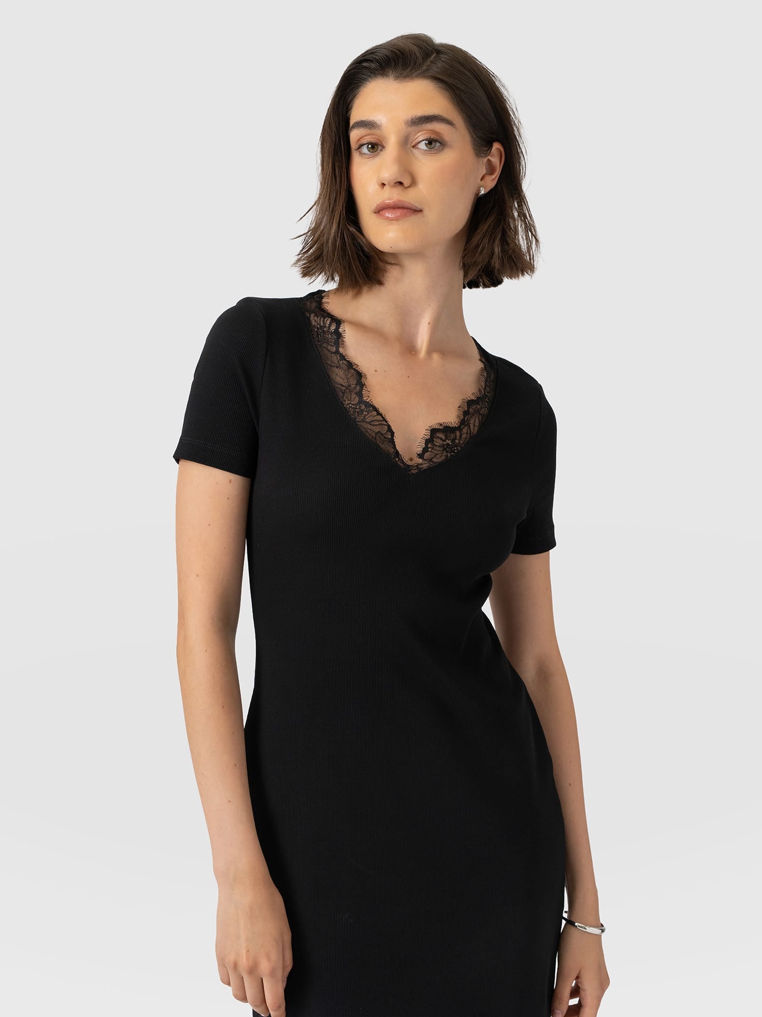 Andie V Neck Dress - Black Lace - Women's Dresses | Saint and Sofia® EU