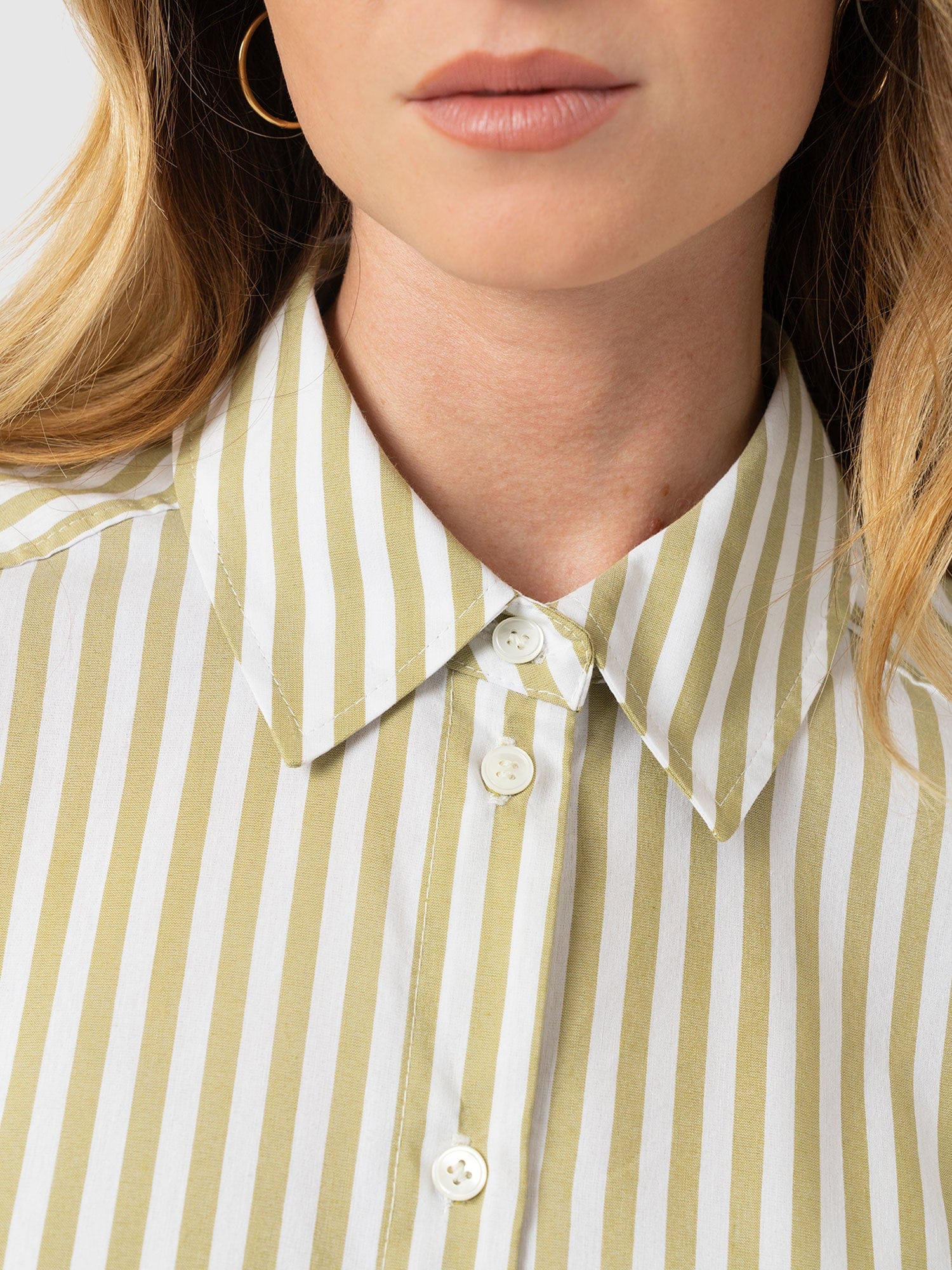 Anneliese Shirt - Green Stripe - Women's Blouses | Saint + Sofia® EU