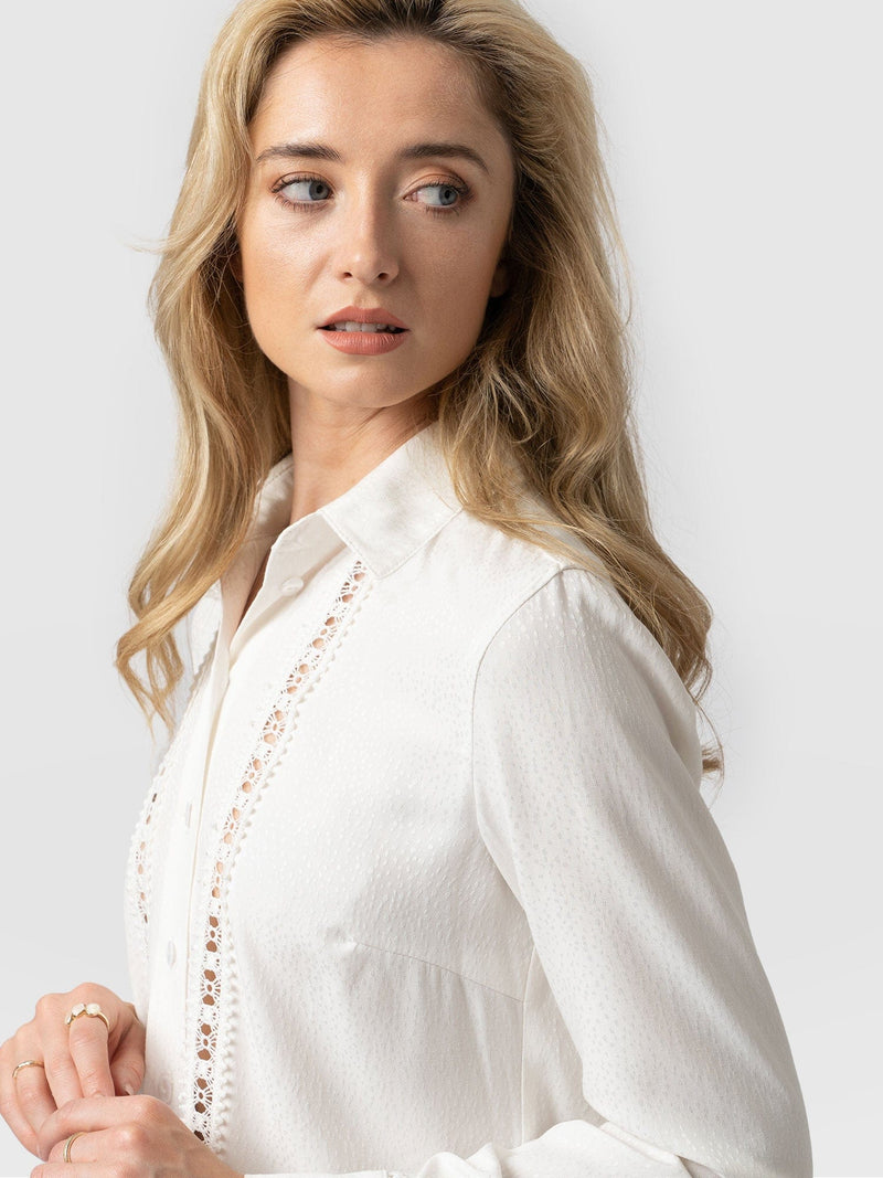 Annie Lace Blouse Cream - Women's Shirts | Saint + Sofia® EU