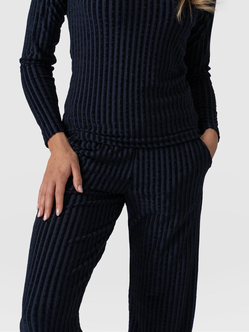 Apartment Pant Navy Stripe Velvet - Women's Trousers | Saint + Sofia® EU