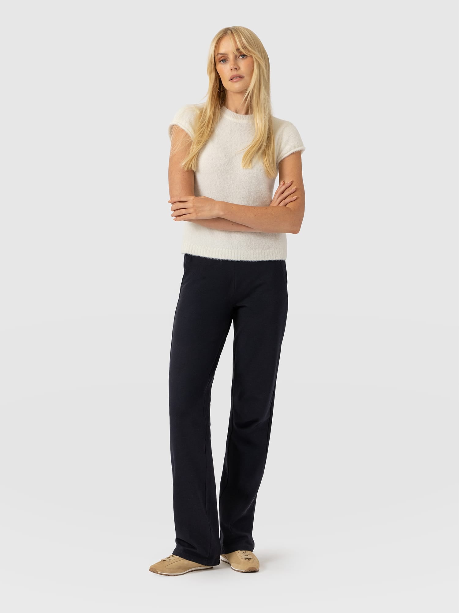 Apartment Pant Navy - Women's Trousers | Saint and Sofia® EU