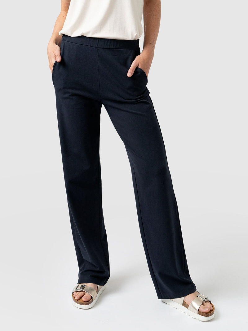 Apartment Pant Navy - Women's Trousers | Saint + Sofia® EU