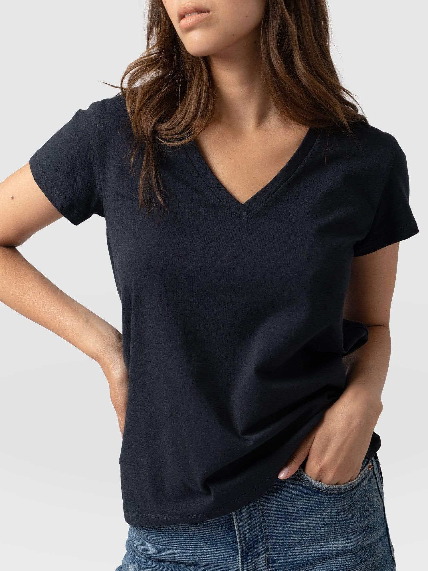 Apartment Tee Navy - Women's T-Shirts | Saint + Sofia® EU