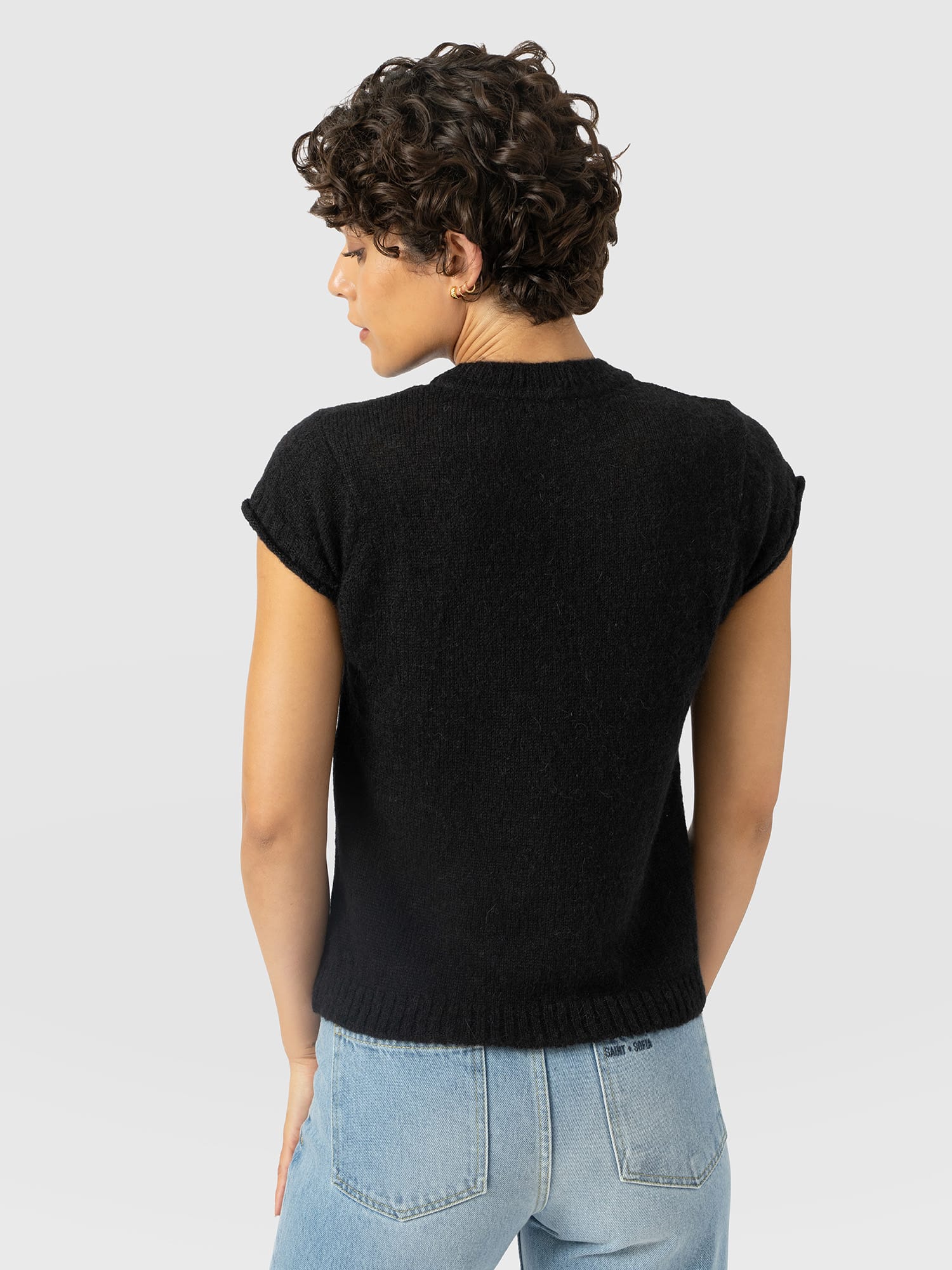 Ariella Baby Tee - Black - Women's Jumpers | Saint and Sofia® EU