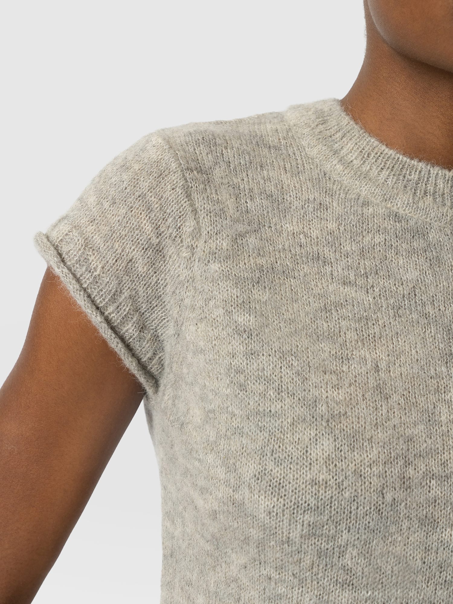 Ariella Baby Tee - Grey - Women's Jumpers | Saint and Sofia® EU